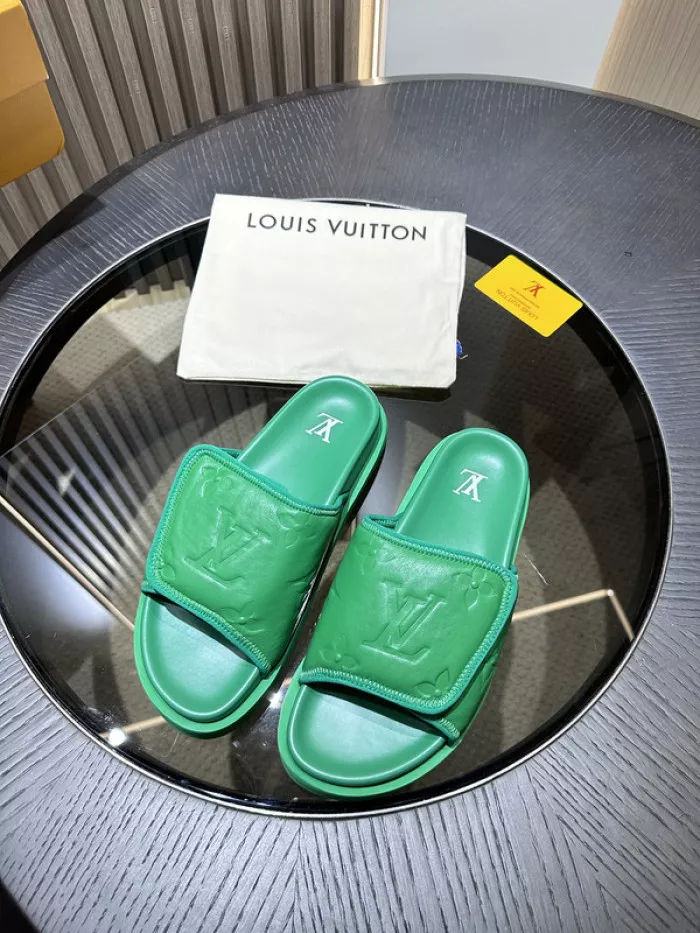 LV Miami Mule 24052718 0114