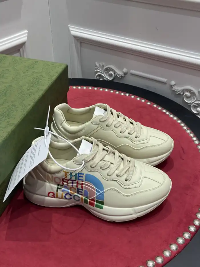 Rep The North Face x Gucci Rhyton sneaker 685641 DRW00 9522 0128