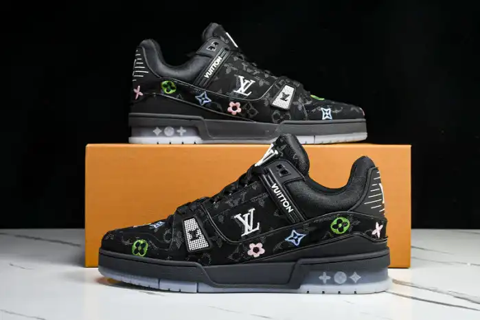 Cheap LV TRAINER SNEAKER 24111502 0130