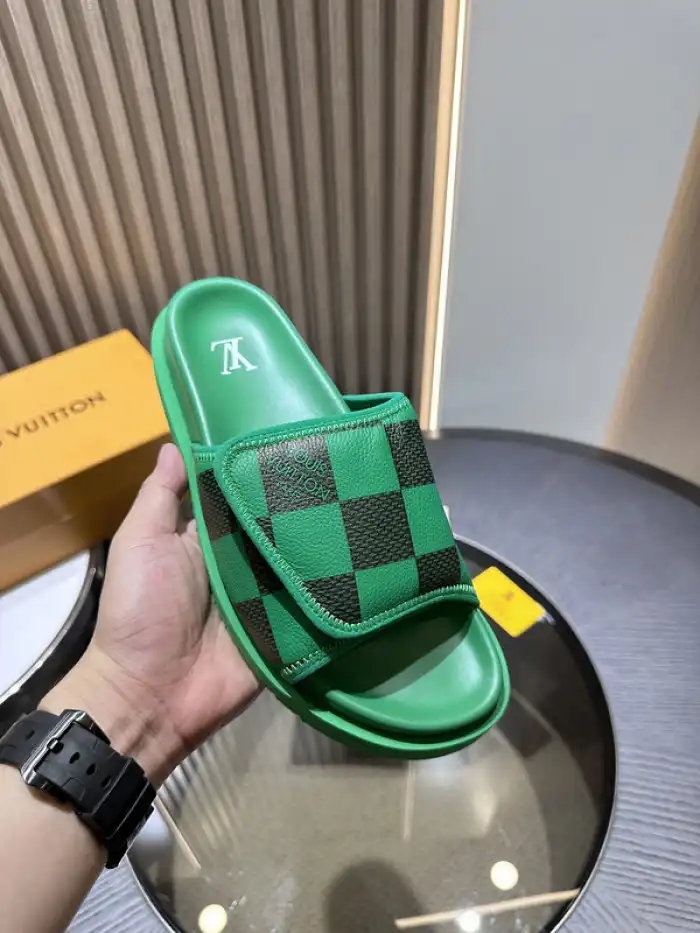 Rep LV Miami Mule 24052716 0130