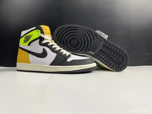 Rep 1 'VOLT HIGH JORDAN GOLD' 555088-118 OG RETRO AIR 0211