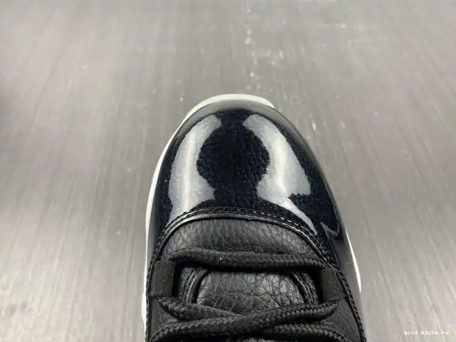 80% Off Sale Air Jordan 11 Low Retro 72-10 AV2187-001 0220