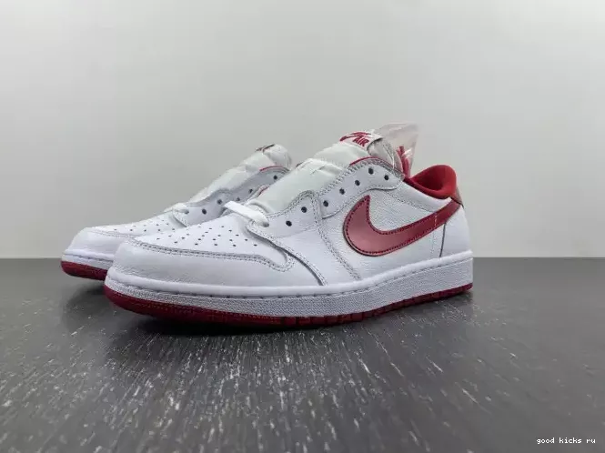 80% Off Sale Low 1 Varsity White Red 705329-101 Retro Jordan 0207