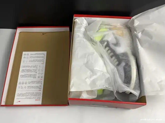 Rep 1 'VOLT HIGH JORDAN GOLD' 555088-118 OG RETRO AIR 0211