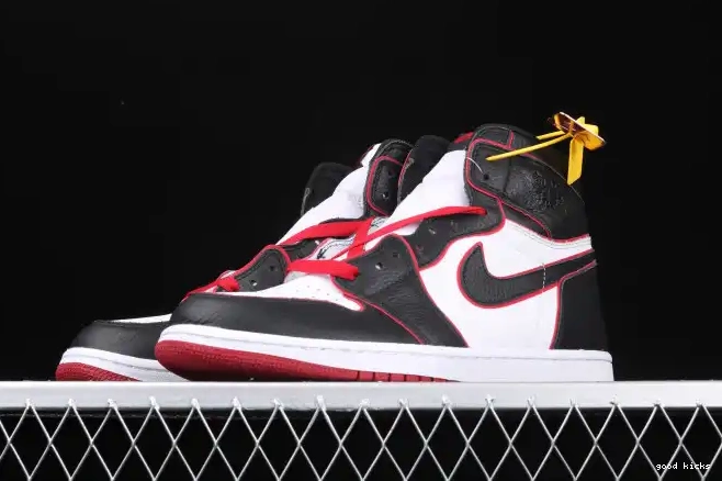 80% Off Sale 555088-062 OG Air Jordan High 1 Bloodline 0223