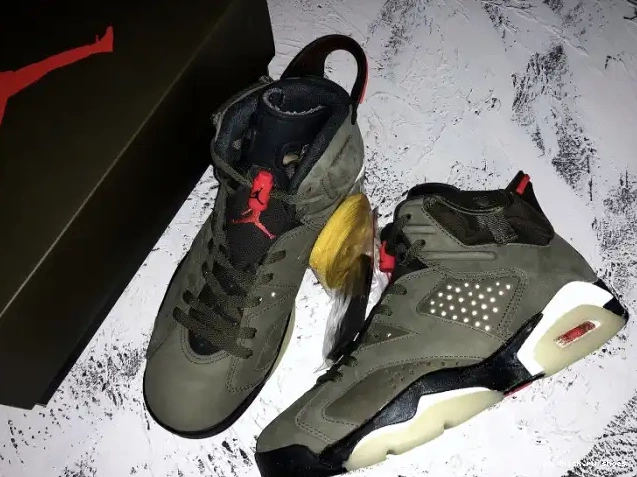 80% Off Sale Olive 6 CN1084-200 Medium x Travis Jordan Air Scott 0320