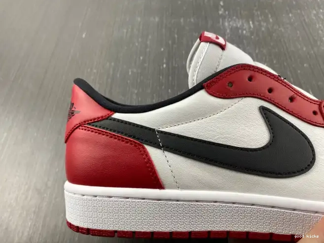 Cheap Air Chicago 705329-600 Low 1 Jordan Retro 0317