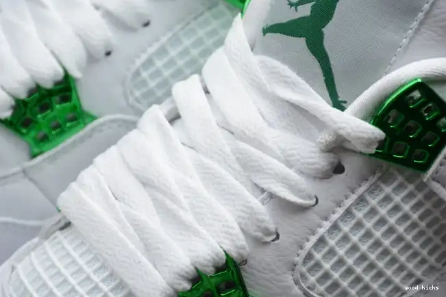 80% Off Sale Green Pine CT8527-113 Air 4 Jordan 0317